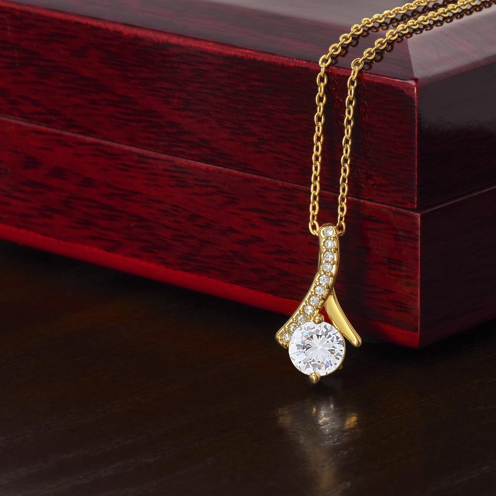 Alluring Beauty Necklace - Gift for Wife